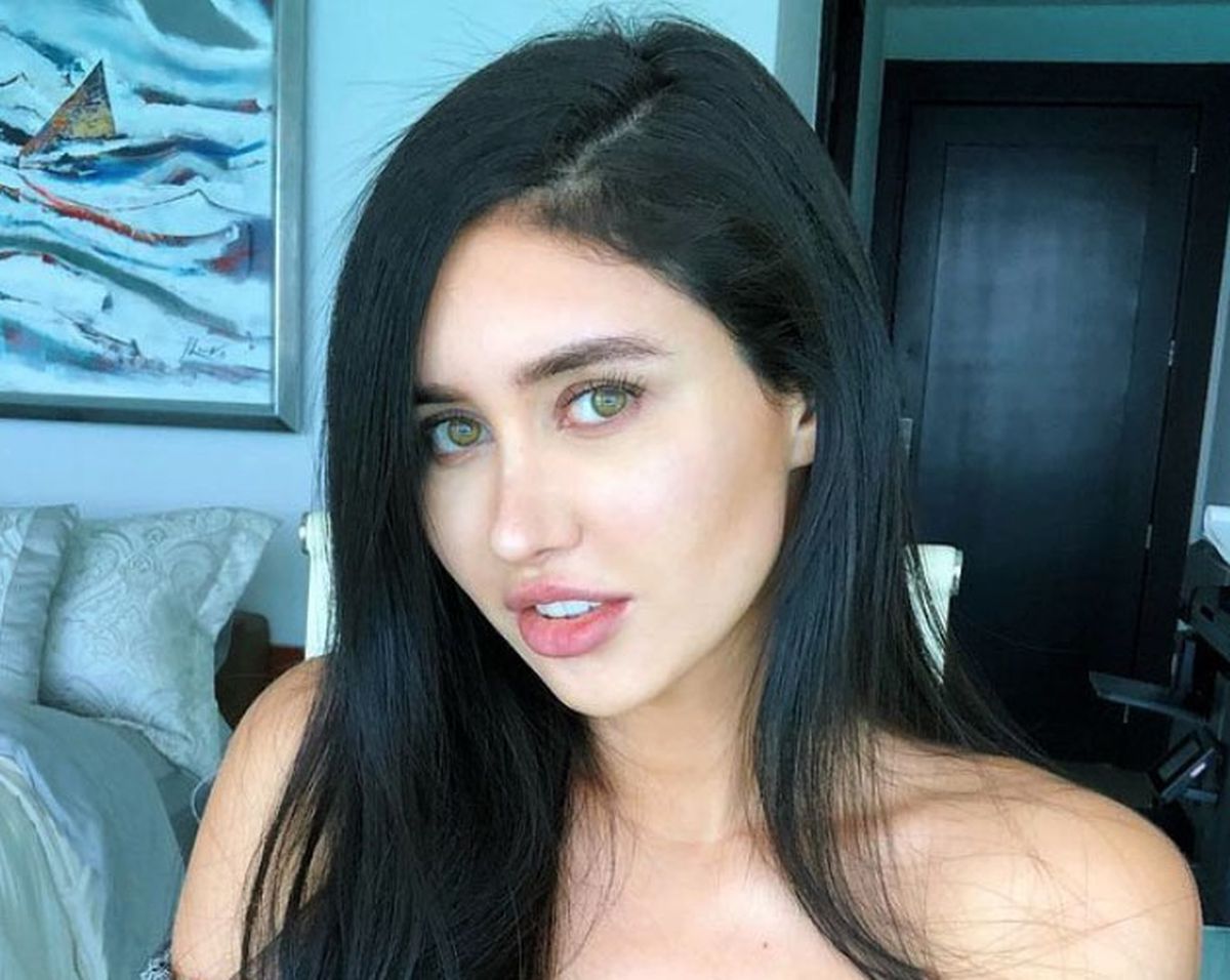 Facts, Figures, and Waistline of Joselyn Cano